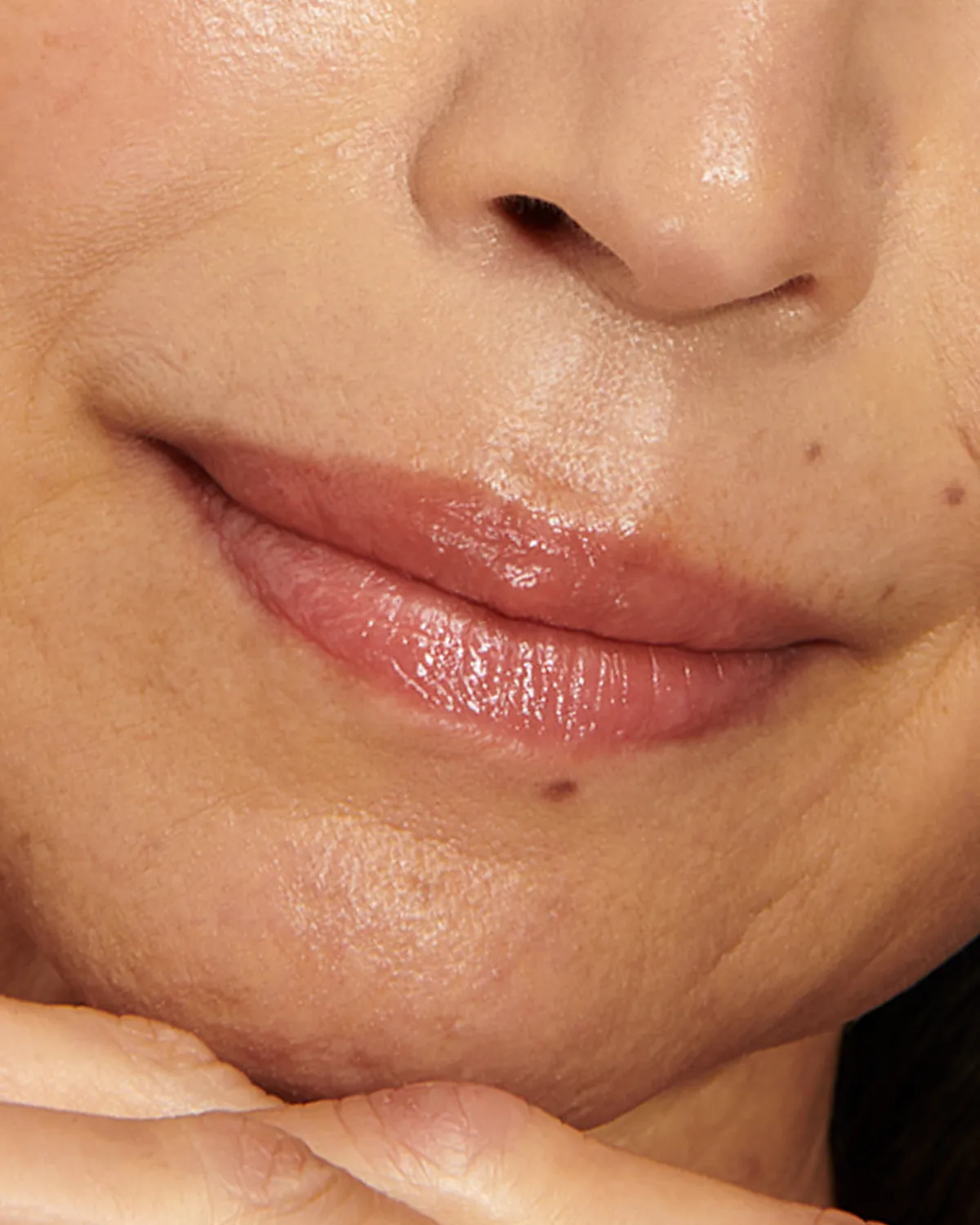 Lisa Eldridge Baume Embrace Épanoui balsamo labbra rosa sheer