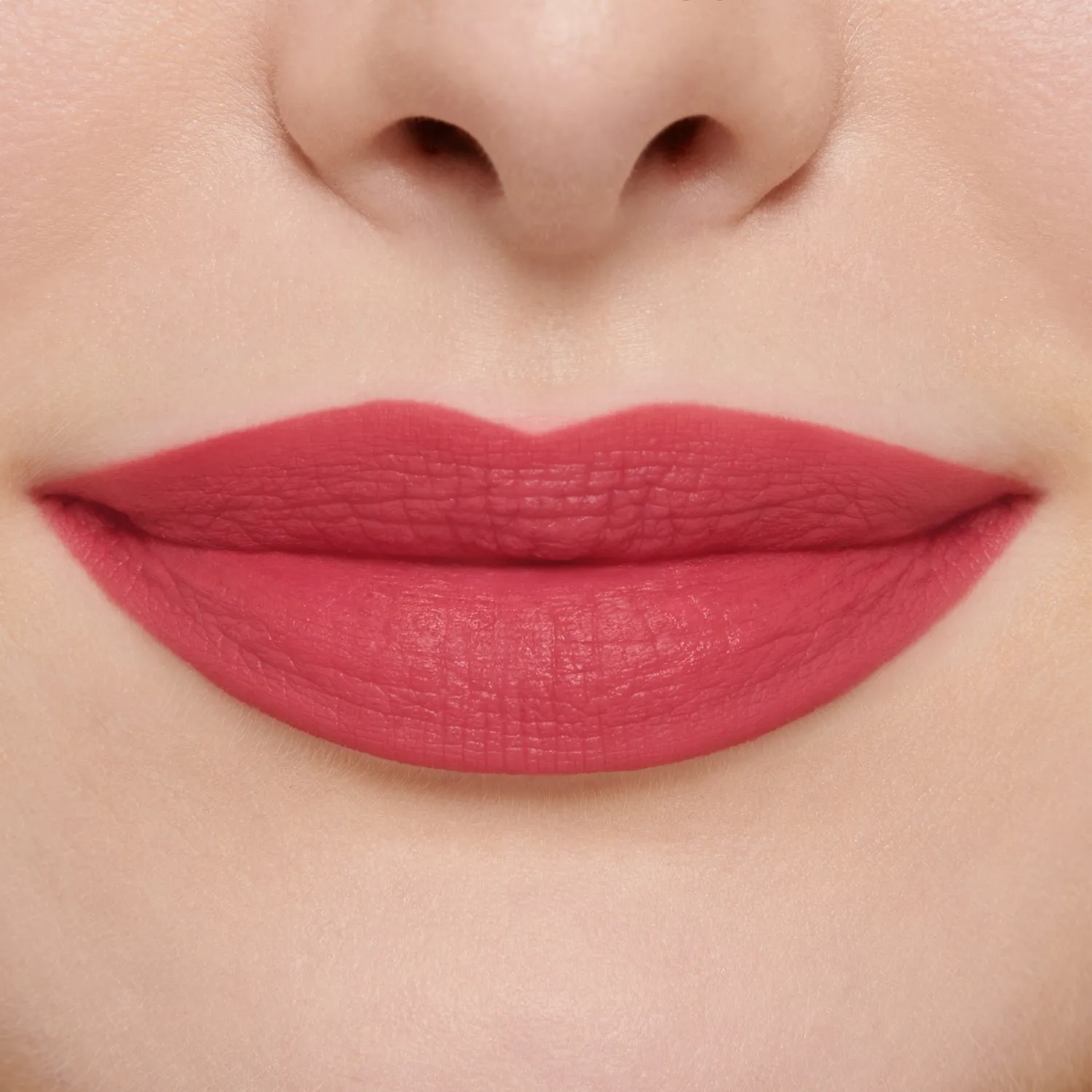 Lisa Eldridge True Velvet Velvet Pompadour rossetto rosa opaco