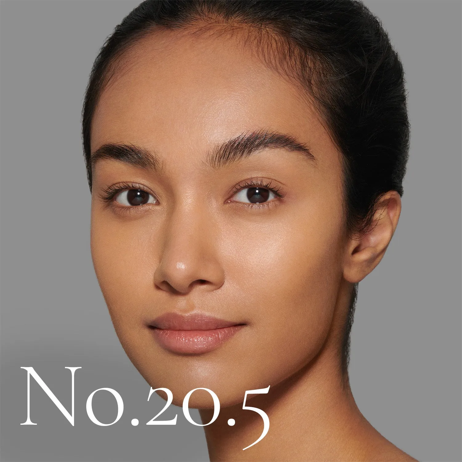 Lisa Eldridge The Foundation Fondotinta No. 20.5 Dorato Medio