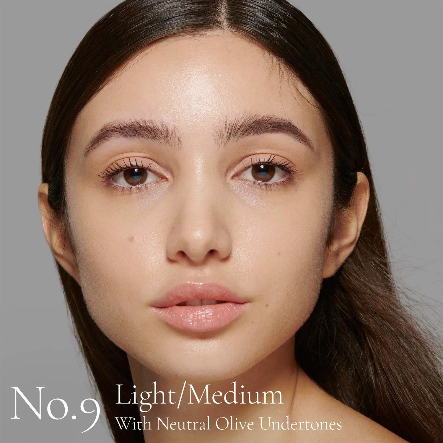 Lisa Eldridge The Foundation Fondotinta No.9 beige olivastro