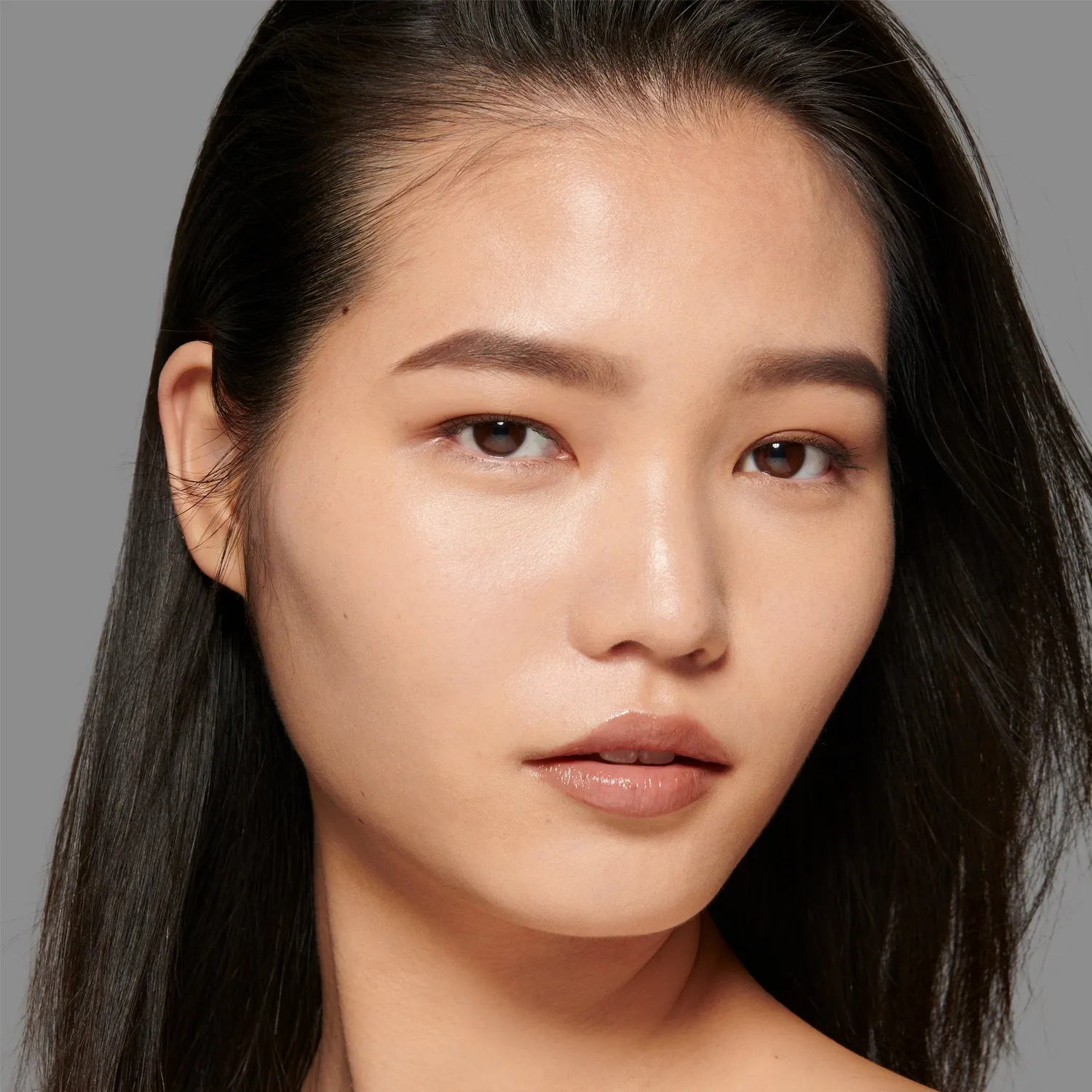 Lisa Eldridge The Foundation No. 8 fondotinta pesca chiaro