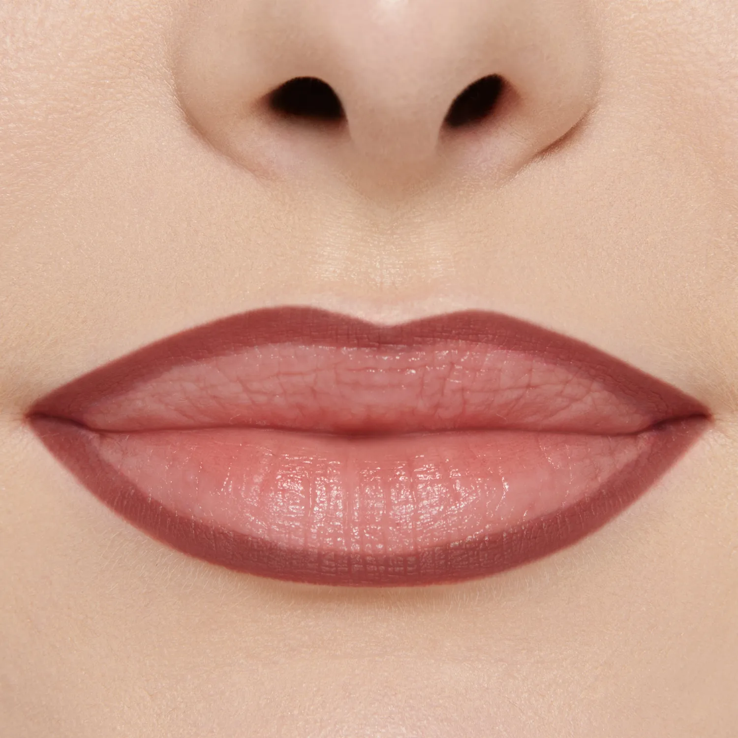 Lisa Eldridge Enhance and Define Sorcery matita labbra marrone