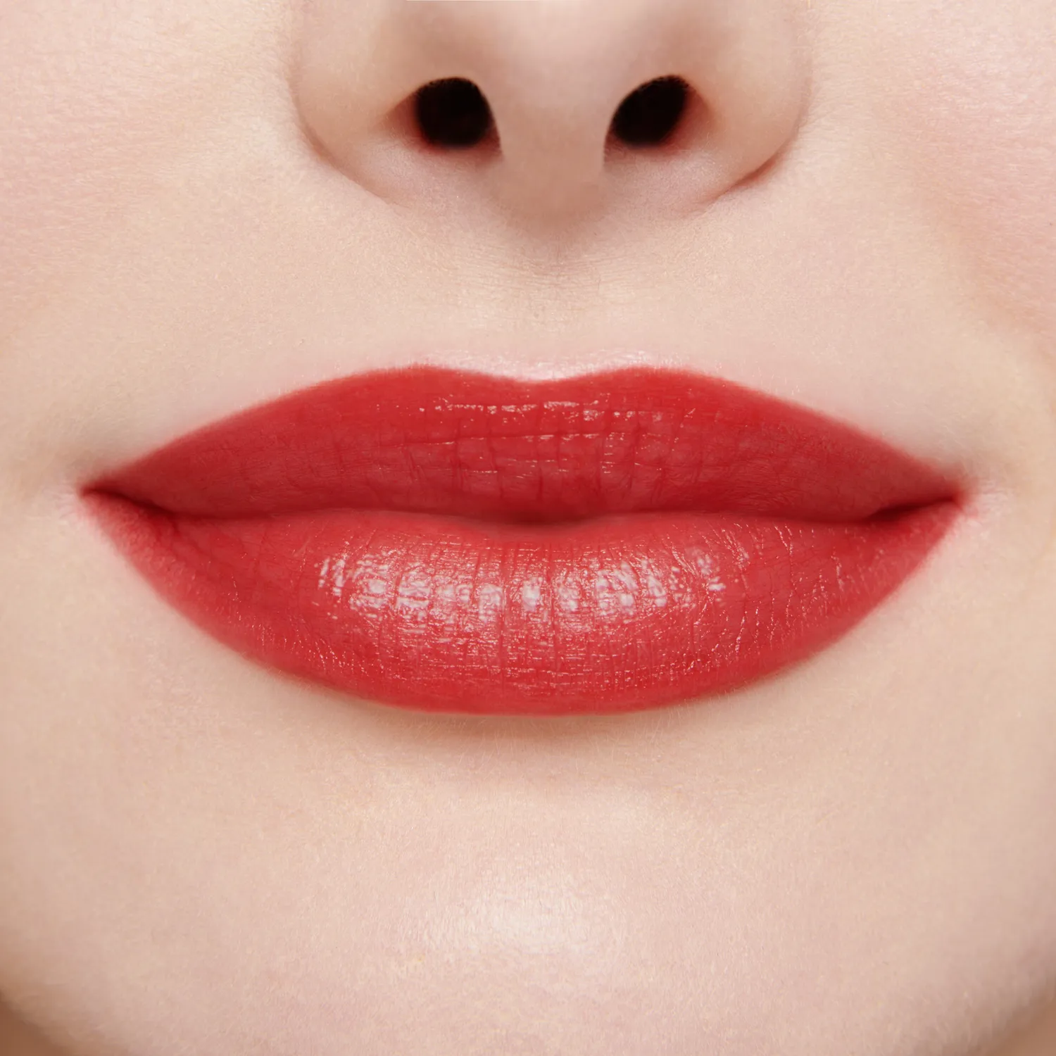 Lisa Eldridge Palazzo Luxuriously Lucent Rossetto Rosso Neutro