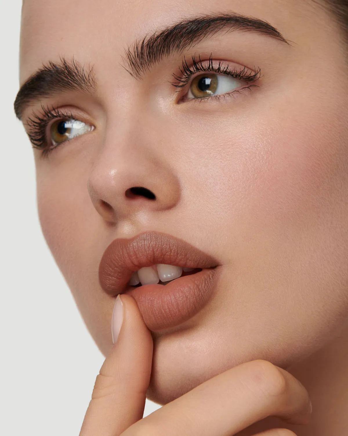 Lisa Eldridge Sculpt 0N Greige matita labbra matte nude