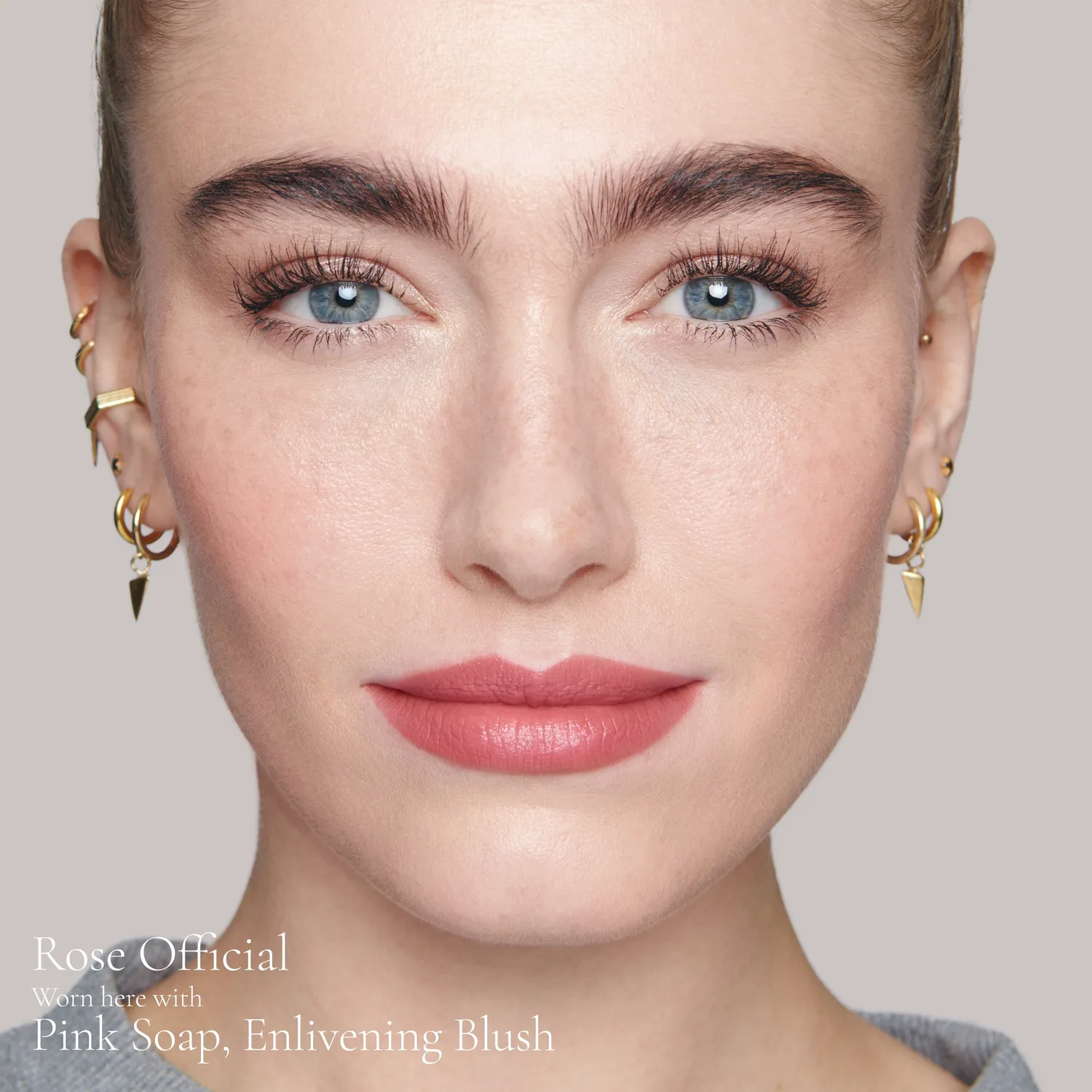 Lisa Eldridge Luxuriously Lucent Rose Official rossetto rosa satinato