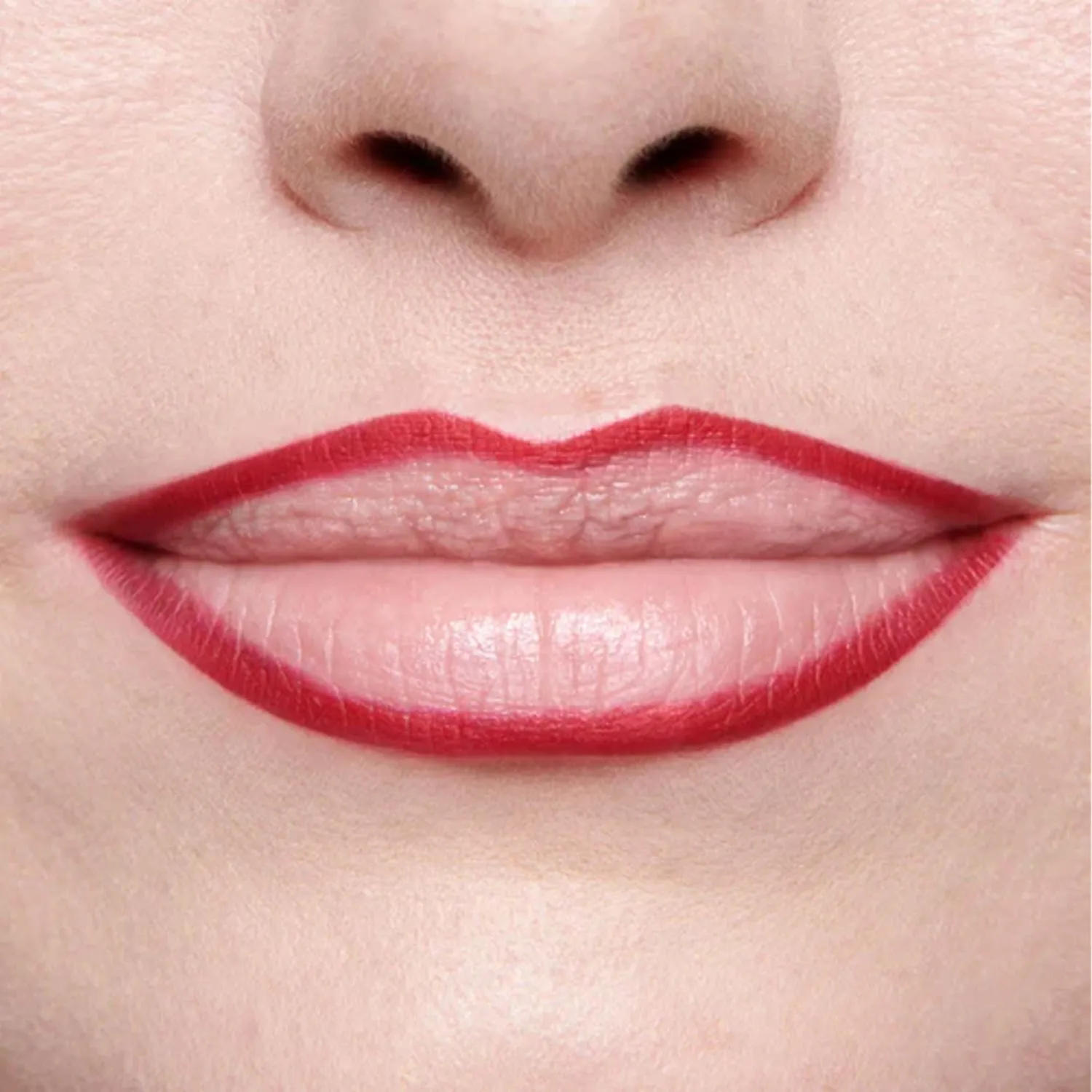 Lisa Eldridge Enhance Define Ribbon matita labbra rossa Marilyn