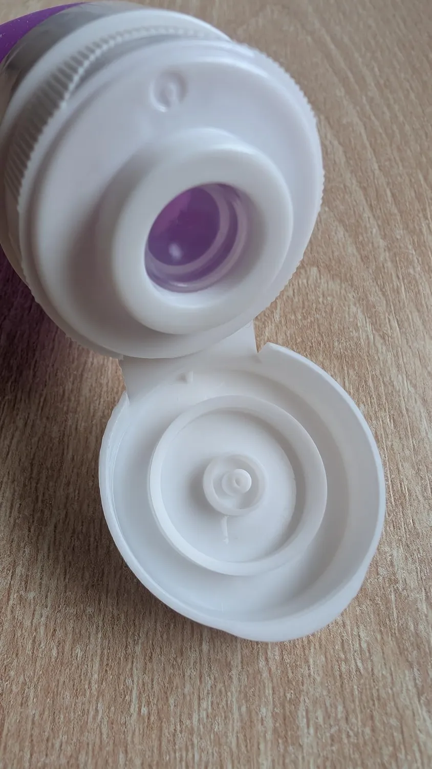 KIKO Milano Reusable Bottle 100 ml flacone viaggio squeezable