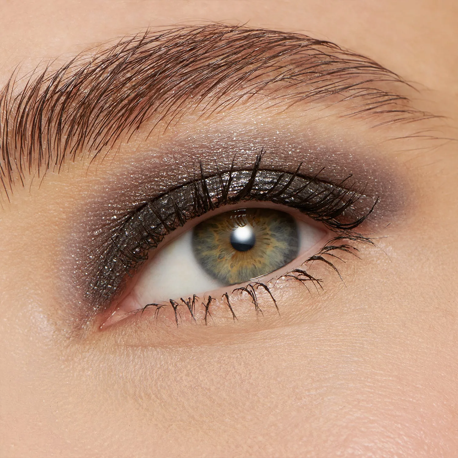 Lisa Eldridge Liquid Lurex Liza ombretto liquido carbone multiriflesso