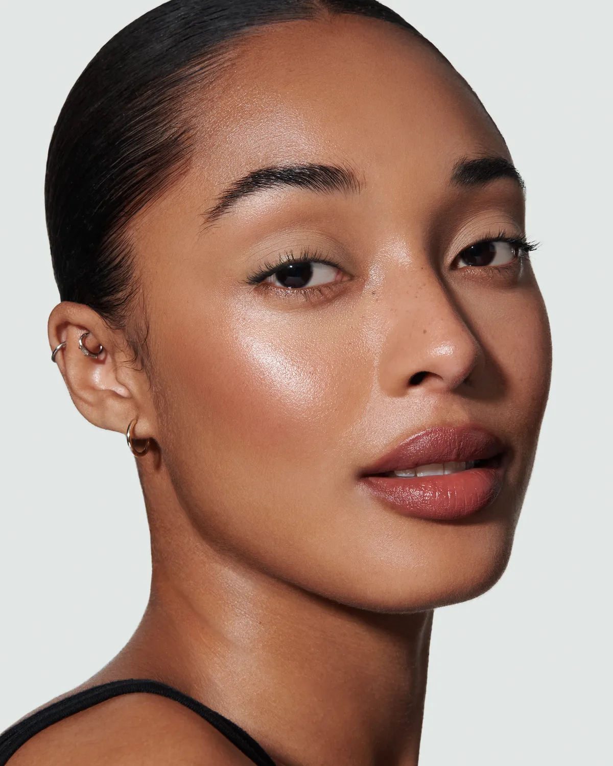 Lisa Eldridge Liquid Silk Phoebe ombretto liquido matte