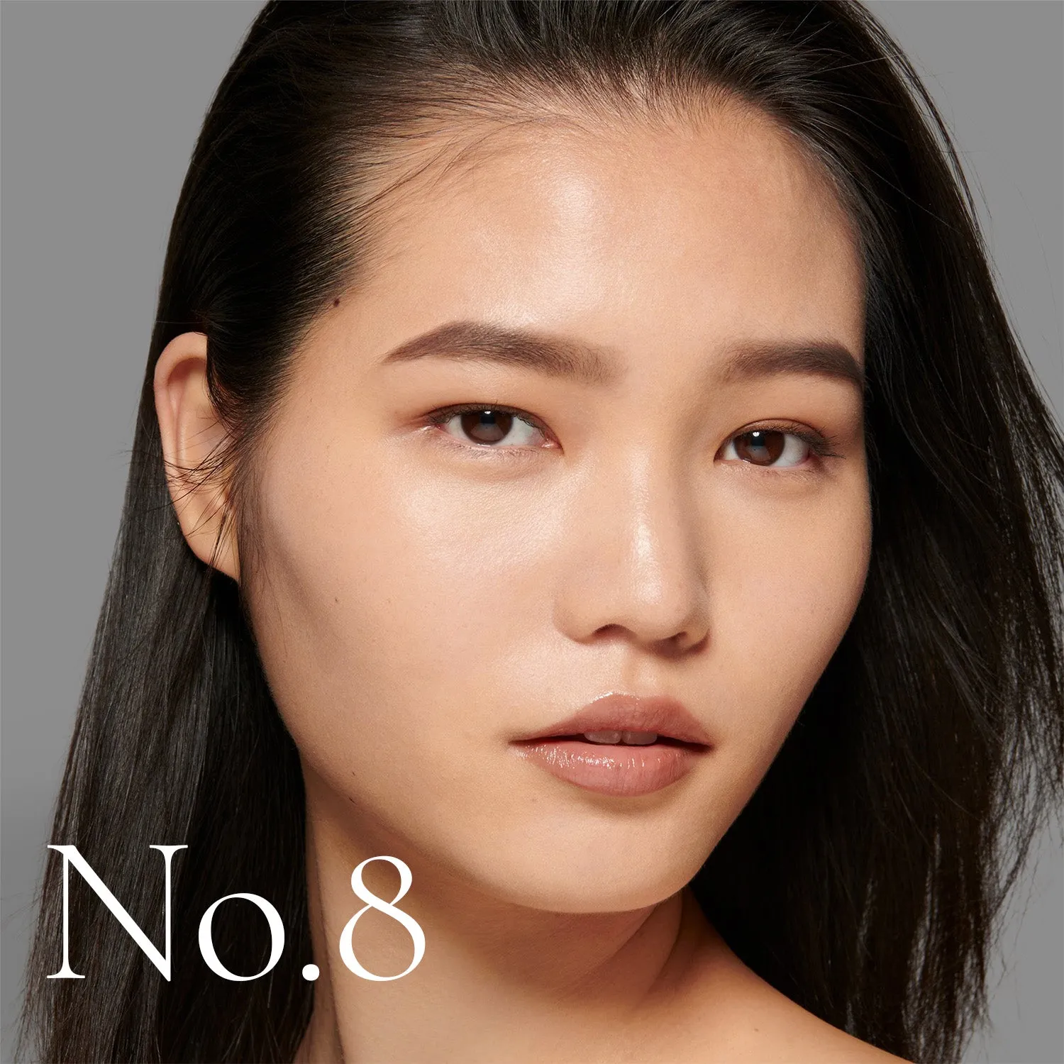 Lisa Eldridge The Foundation No. 8 fondotinta pesca chiaro