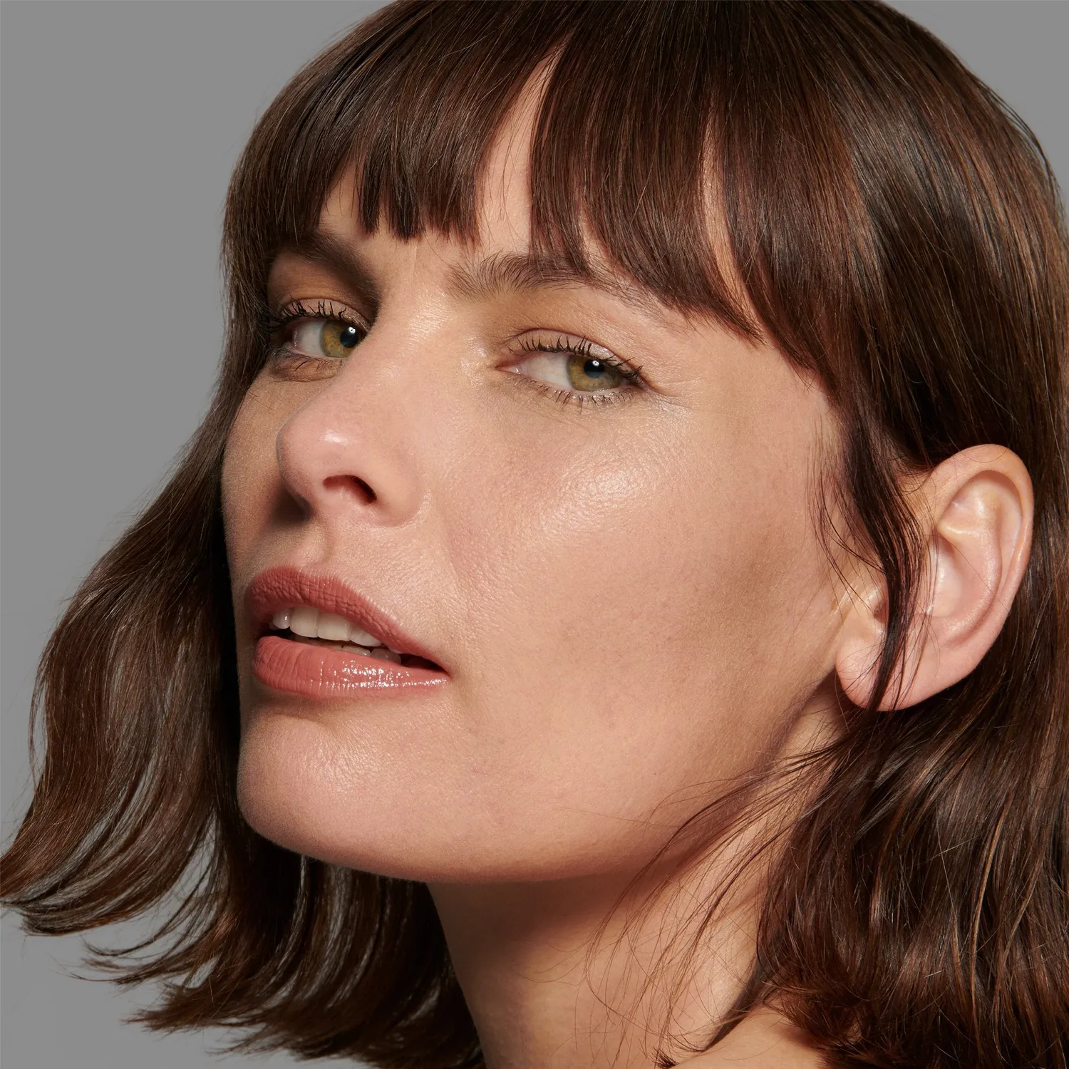 Lisa Eldridge The Foundation No.10 fondotinta neutro