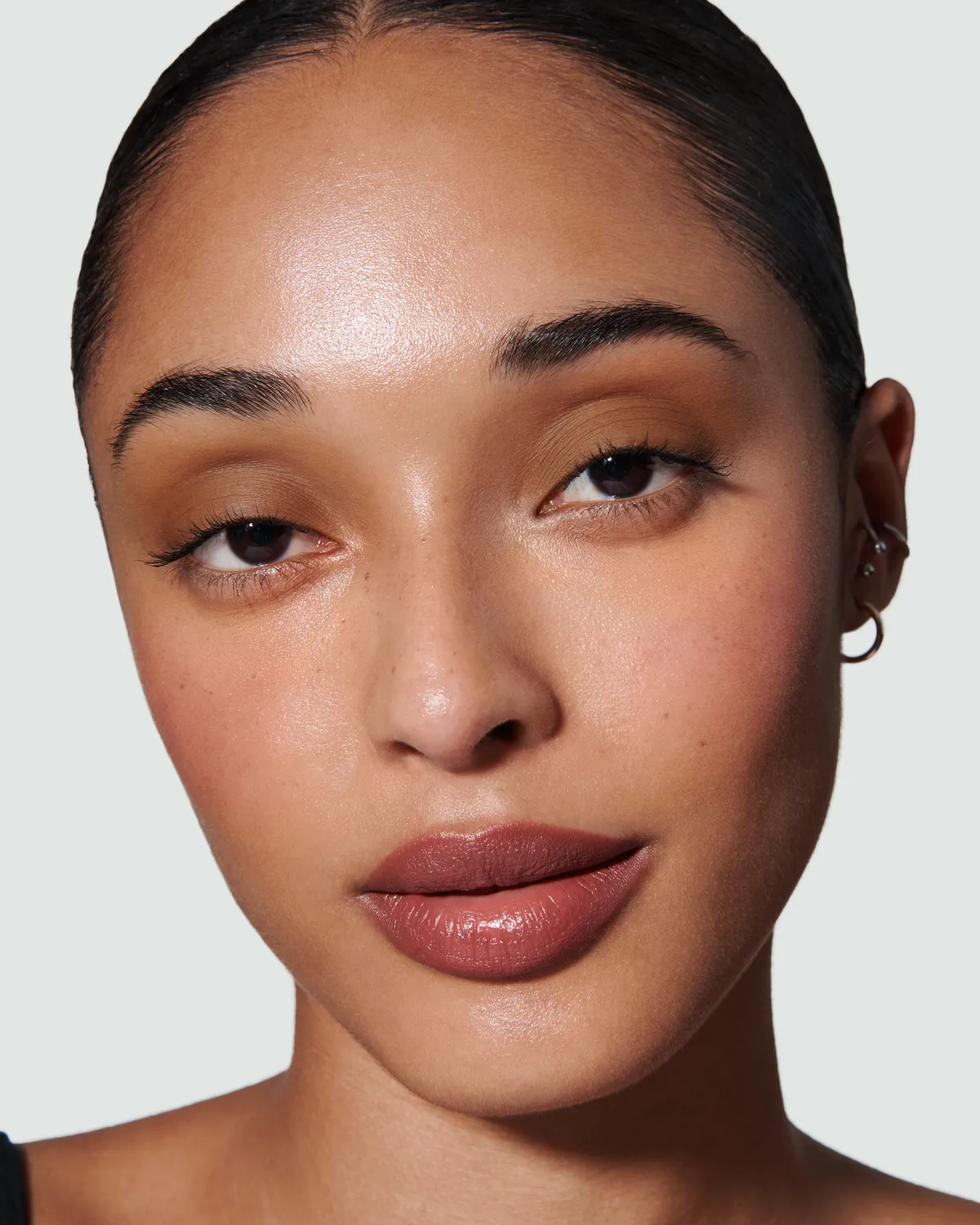 Lisa Eldridge Liquid Silk Gaia ombretto liquido opaco